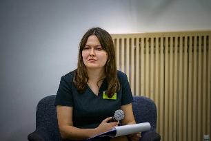 Елена Капитанова