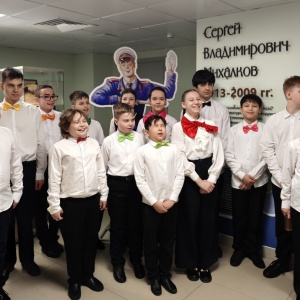 Воспитанников детских школ искусств очаровала библиотека